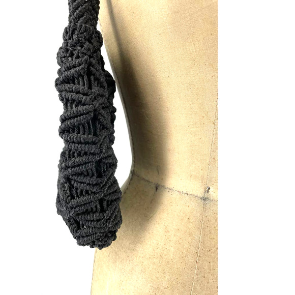 Vintage Black Macrame Boho Single Handle Handbag Purse Toggle Closure - Picture 7 of 8